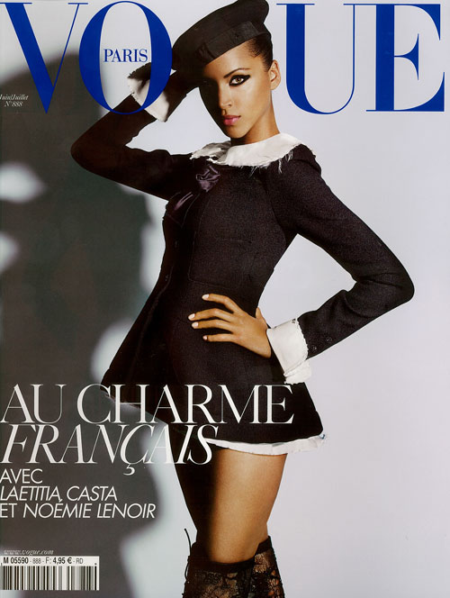 Ladies and gentlemen your first look at Noemie Lenoir's Vogue Paris cover