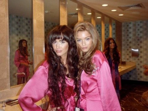 Representing Next... and Australia.... are Sarah and Abbey Lee. (pic: courtesy of Leigh)