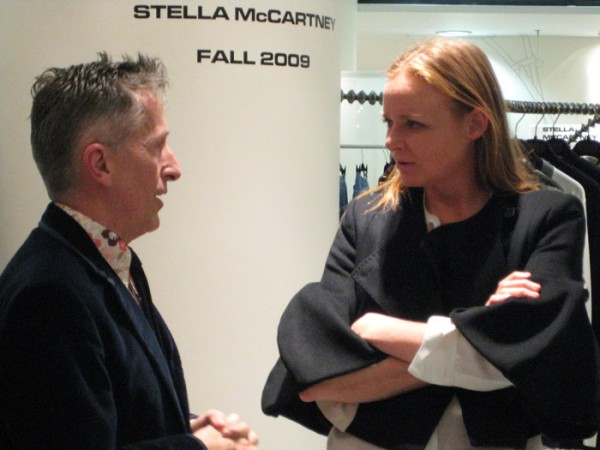 Stella chats with Simon