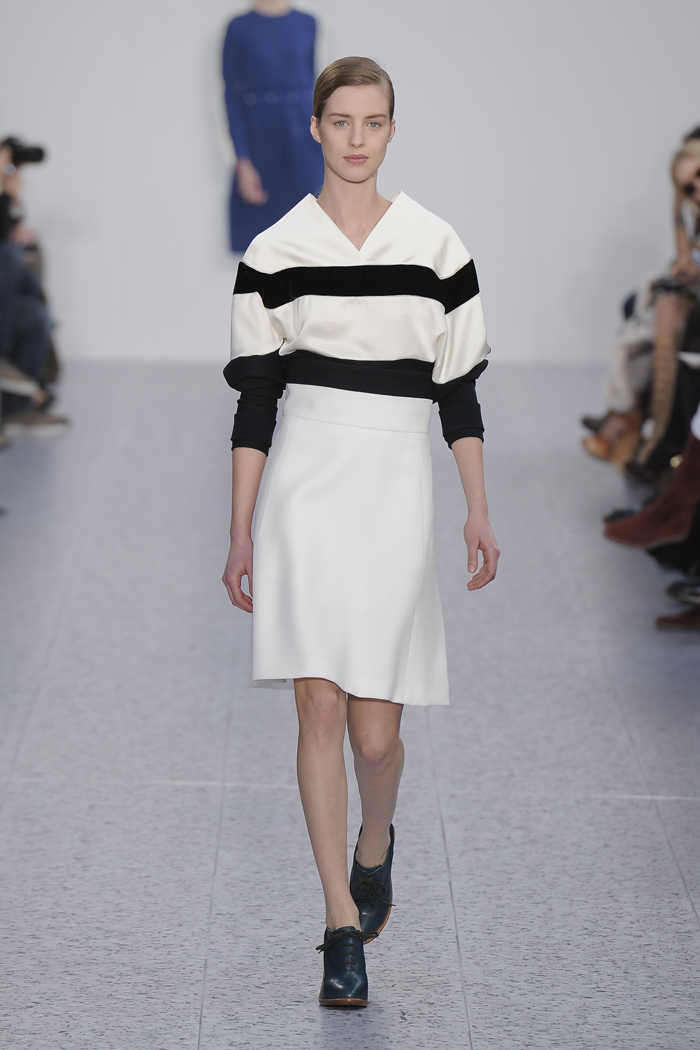 LOOK34